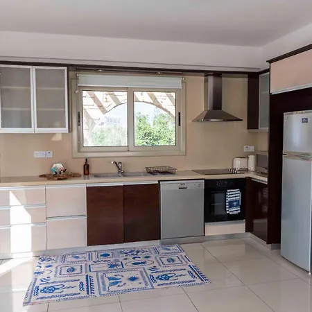 Cynthiana 4- 300m From The Sea 3 Bedrooms 3 Bathrooms Διαμέρισμα Κισσόνεργα