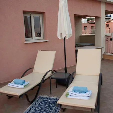 Διαμέρισμα Cynthiana 4- 300m From The Sea 3 Bedrooms 3 Bathrooms Κισσόνεργα