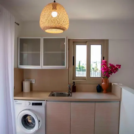 شقة Cynthiana 4- 300m From The Sea 3 Bedrooms 3 Bathrooms كيسونيجرا