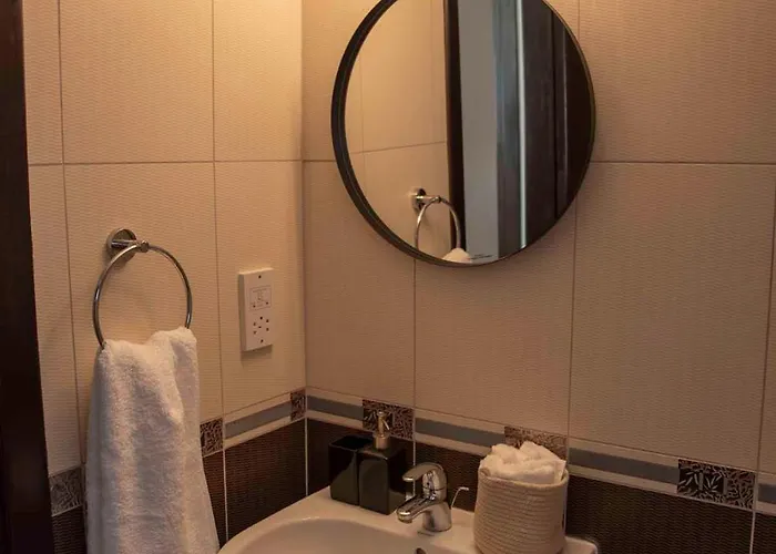 Cynthiana 4- 300m From The Sea 3 Bedrooms 3 Bathrooms Apartmán *