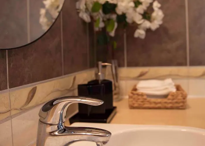 Apartmán Cynthiana 4- 300m From The Sea 3 Bedrooms 3 Bathrooms *